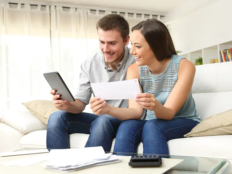 couple on laptop